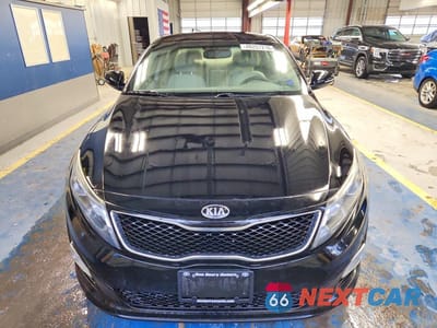 Piąte zdjęcie samochodu w środku: 2014 KIA OPTIMA LX VIN:5XXGM4A73EG347365 - miniatura