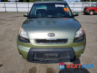 Piąte zdjęcie samochodu w środku: 2010 KIA SOUL + VIN:KNDJT2A29A7192549 - miniatura