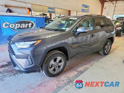 2025 TOYOTA RAV4 XLE 2T3P1RFV6SW615363 - główne zdjęcie licytacji z USA - miniatura