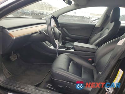 Zdjęcie 7 z 11 samochodu: 2018 TESLA MODEL 3 VIN:5YJ3E1EB2JF071816 - miniatura