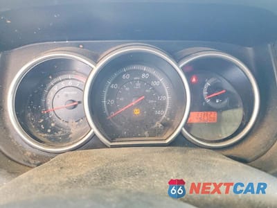 Zdjęcie 9 z 12 samochodu: 2012 NISSAN VERSA 1.8 S VIN:3N1BC1CP0CK813787 - miniatura