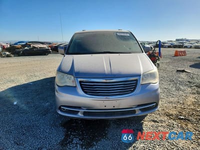 Piąte zdjęcie samochodu w środku: 2013 CHRYSLER TOWN & COUNTRY TOURING VIN:2C4RC1BG4DR690796 - miniatura