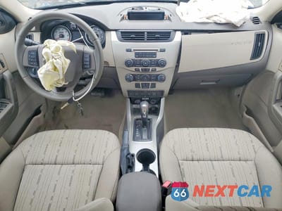 Zdjęcie 8 z 12 samochodu: 2011 FORD FOCUS SE VIN:1FAHP3FN3BW158681 - miniatura