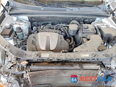 Zdjęcie 12 z 14 samochodu: 2013 KIA SORENTO EX VIN:5XYKU3A20DG317887 - miniatura