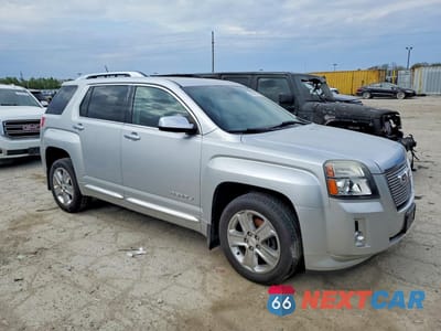 Czwarte zdjęcie samochodu z boku: 2015 GMC TERRAIN DENALI VIN:2GKFLZEK1F6164667 - miniatura