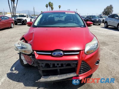 Piąte zdjęcie samochodu w środku: 2012 FORD FOCUS TITANIUM VIN:1FAHP3J22CL429441 - miniatura
