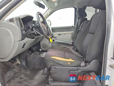 Zdjęcie 7 z 11 samochodu: 2013 CHEVROLET SILVERADO K1500 VIN:1GCRKPE03DZ132853 - miniatura