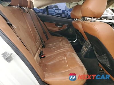 Zdjęcie 10 z 12 samochodu: 2015 BMW 335 I VIN:WBA3A9G54FNS66386 - miniatura