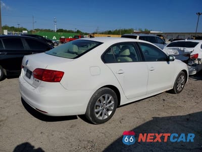 Trzecie zdjęcie samochodu z tyłu: 2012 VOLKSWAGEN JETTA SE VIN:3VWBP7AJ1CM307888 - miniatura