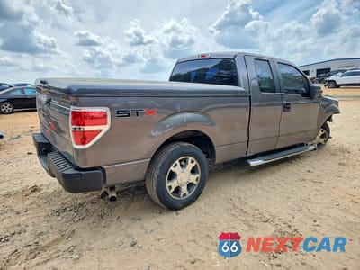 Trzecie zdjęcie samochodu z tyłu: 2010 FORD F150 SUPER CAB VIN:1FTEX1CW1AFB04650 - miniatura
