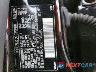 Zdjęcie 14 z 14 samochodu: 2017 VOLVO XC60 T5 DYNAMIC VIN:YV440MRR3H2066629 - miniatura