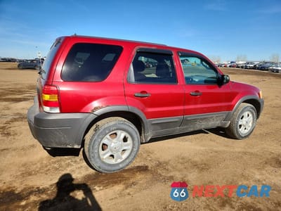 Trzecie zdjęcie samochodu z tyłu: 2003 FORD ESCAPE XLT VIN:1FMYU93133KA22143 - miniatura