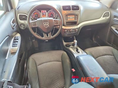Zdjęcie 8 z 13 samochodu: 2011 DODGE JOURNEY MAINSTREET VIN:3D4PG1FG5BT561775 - miniatura