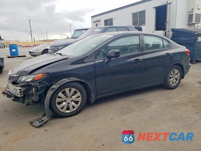 2012 HONDA CIVIC LX 19XFB2F57CE375138 - główne zdjęcie licytacji z USA - miniatura