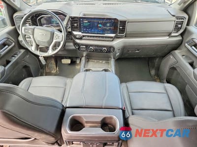 Zdjęcie 8 z 12 samochodu: 2024 CHEVROLET SILVERADO K3500 LTZ VIN:2GC4YUEYXR1258611 - miniatura
