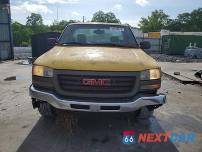 Piąte zdjęcie samochodu w środku: 2006 GMC NEW SIERRA C1500 VIN:3GTEC14X16G257070 - miniatura