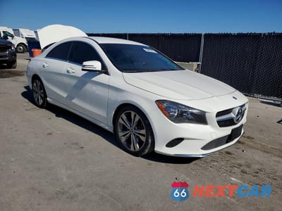 Czwarte zdjęcie samochodu z boku: 2018 MERCEDES-BENZ CLA 250 VIN:WDDSJ4EB5JN654607 - miniatura