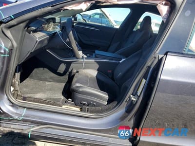 Zdjęcie 7 z 12 samochodu: 2023 TESLA MODEL S VIN:5YJSA1E68PF499666 - miniatura