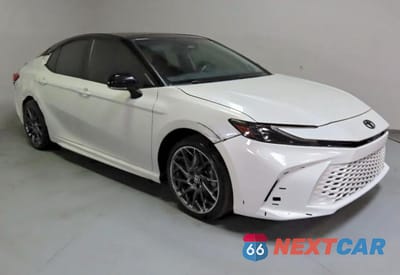 2025 TOYOTA CAMRY XSE 4T1DBADK9SU006898 - główne zdjęcie licytacji z USA - miniatura
