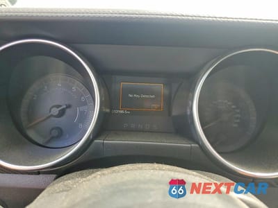 Zdjęcie 9 z 13 samochodu: 2022 FORD MUSTANG VIN:1FA6P8TH4N5131051 - miniatura