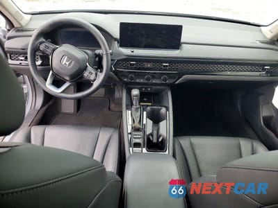 Zdjęcie 8 z 12 samochodu: 2024 HONDA ACCORD TOURING HYBRID VIN:1HGCY2F8XRA010140 - miniatura