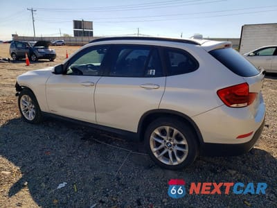 Drugie zdjęcie samochodu z przodu: 2015 BMW X1 XDRIVE28I VIN:WBAVL1C5XFVY25403 - miniatura