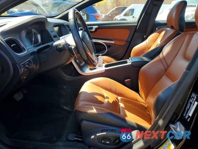 Zdjęcie 7 z 11 samochodu: 2015 VOLVO S60 PREMIER+ VIN:YV149MFC6F1317861 - miniatura