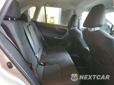 Zdjęcie 10 z 12 samochodu: 2024 TOYOTA RAV4 LE VIN:2T3H1RFV7RW351665 - miniatura