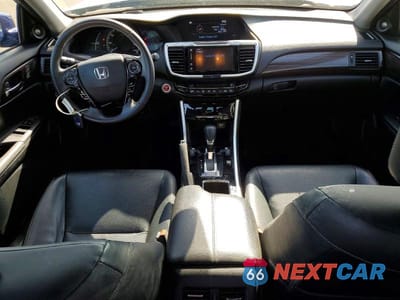 Zdjęcie 8 z 12 samochodu: 2017 HONDA ACCORD TOURING HYBRID VIN:JHMCR6F70HC005685 - miniatura
