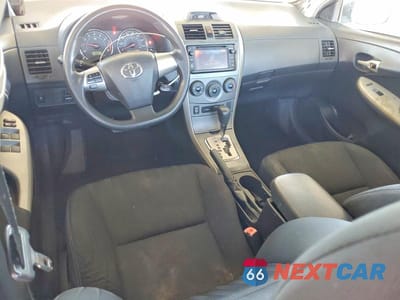 Zdjęcie 8 z 12 samochodu: 2013 TOYOTA COROLLA S VIN:2T1BU4EE1DC963509 - miniatura
