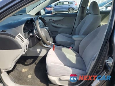Zdjęcie 7 z 12 samochodu: 2011 TOYOTA COROLLA LE VIN:JTDBU4EE3B9164530 - miniatura