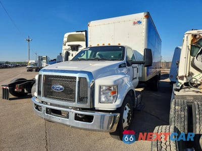Drugie zdjęcie samochodu z przodu: 2019 FORD F650 SUPER DUTY VIN:1FDNF6DC4KDF15036 - miniatura