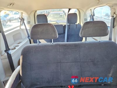 Zdjęcie 10 z 12 samochodu: 2012 DODGE GRAND CARAVAN SE VIN:2C4RDGBG1CR347605 - miniatura