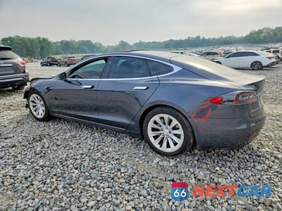 Drugie zdjęcie samochodu z przodu: 2016 TESLA MODEL S VIN:5YJSA1E20GF176869 - miniatura