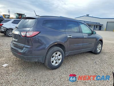 Trzecie zdjęcie samochodu z tyłu: 2016 CHEVROLET TRAVERSE LS VIN:1GNKVFED9GJ330871 - miniatura