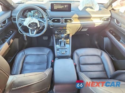 Zdjęcie 8 z 14 samochodu: 2025 MAZDA CX-5 SIGNATURE VIN:JM3KFBXY6S0548478 - miniatura