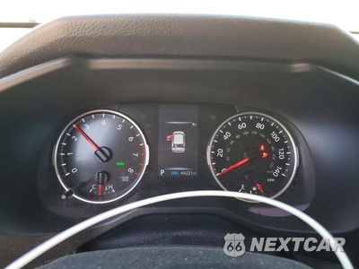 Zdjęcie 9 z 13 samochodu: 2022 TOYOTA RAV4 XLE VIN:2T3W1RFV3NW235610 - miniatura
