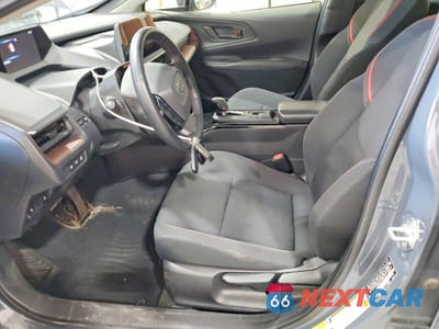 Zdjęcie 7 z 13 samochodu: 2023 TOYOTA PRIUS PRIME SE VIN:JTDACACU0P3002615 - miniatura