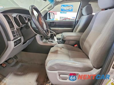 Zdjęcie 7 z 12 samochodu: 2010 TOYOTA TUNDRA DOUBLE CAB SR5 VIN:5TFUY5F1XAX158037 - miniatura