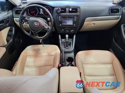 Zdjęcie 8 z 11 samochodu: 2017 VOLKSWAGEN JETTA SE VIN:3VWDB7AJ0HM202726 - miniatura