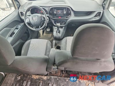 Zdjęcie 8 z 13 samochodu: 2018 RAM PROMASTER CITY VIN:ZFBERFAB3J6K75474 - miniatura