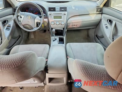 Zdjęcie 8 z 12 samochodu: 2011 TOYOTA CAMRY LE VIN:4T1BF3EK5BU775307 - miniatura