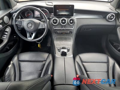 Zdjęcie 8 z 12 samochodu: 2018 MERCEDES-BENZ GLC 300 4MATIC VIN:WDC0G4KB7JV054928 - miniatura