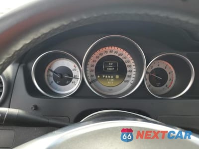 Zdjęcie 9 z 12 samochodu: 2012 MERCEDES-BENZ C 250 VIN:WDDGF4HB8CA712125 - miniatura