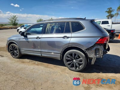 Drugie zdjęcie samochodu z przodu: 2021 VOLKSWAGEN TIGUAN SE VIN:3VV2B7AX2MM081577 - miniatura