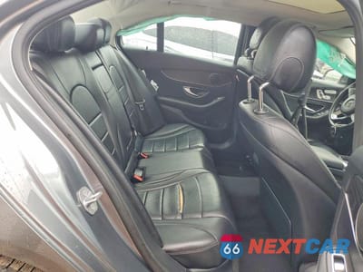 Zdjęcie 10 z 12 samochodu: 2017 MERCEDES-BENZ C 300 4MATIC VIN:55SWF4KB2HU196100 - miniatura