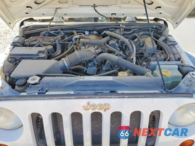Zdjęcie 12 z 12 samochodu: 2008 JEEP WRANGLER UNLIMITED X VIN:1J4GA39188L575377 - miniatura