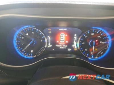 Zdjęcie 9 z 13 samochodu: 2024 CHRYSLER PACIFICA TOURING L VIN:2C4RC1BG3RR112809 - miniatura