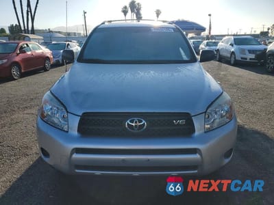 Piąte zdjęcie samochodu w środku: 2008 TOYOTA RAV4 BASE VIN:JTMBK33VX86038596 - miniatura