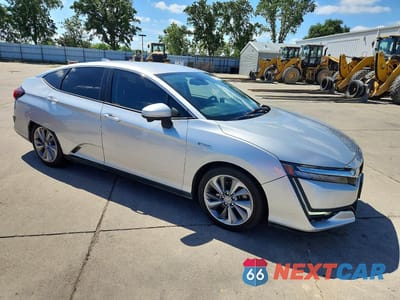 Czwarte zdjęcie samochodu z boku: 2019 HONDA CLARITY TOURING VIN:JHMZC5F3XKC004991 - miniatura